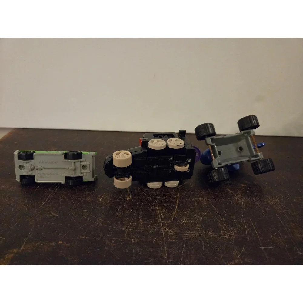 Vintage Hot Wheels Lot 1957 Chevy Dragon 1993 McDonalds Key Car Shark Truck
